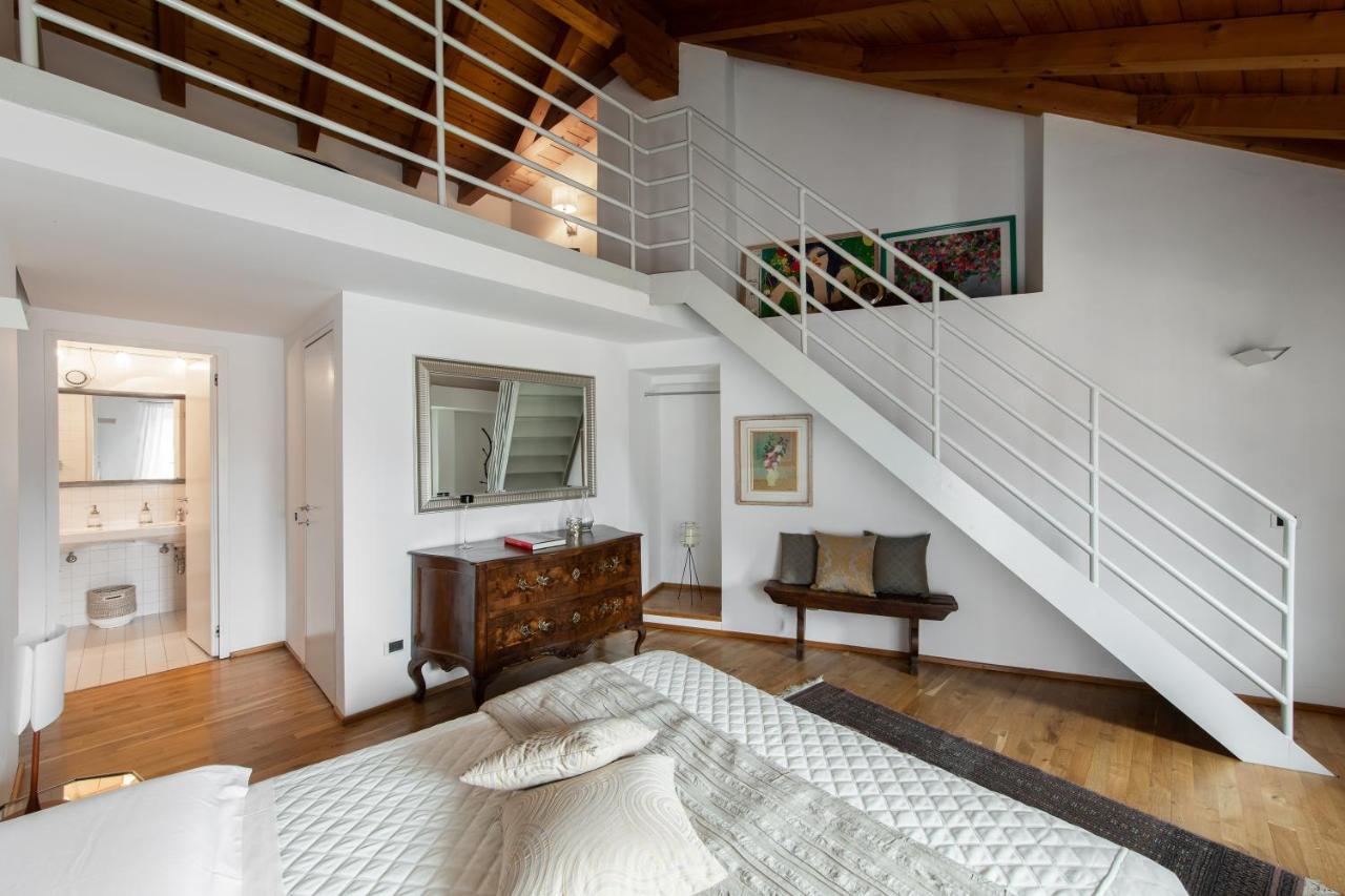 A Casa Nuccia Mansarda By Holiday Solutions Como Exterior photo